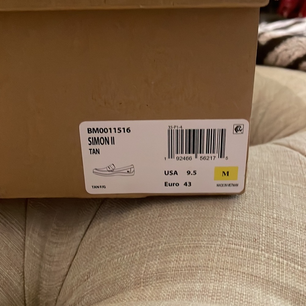 Born Mens Shoes - Picture 5 of 5